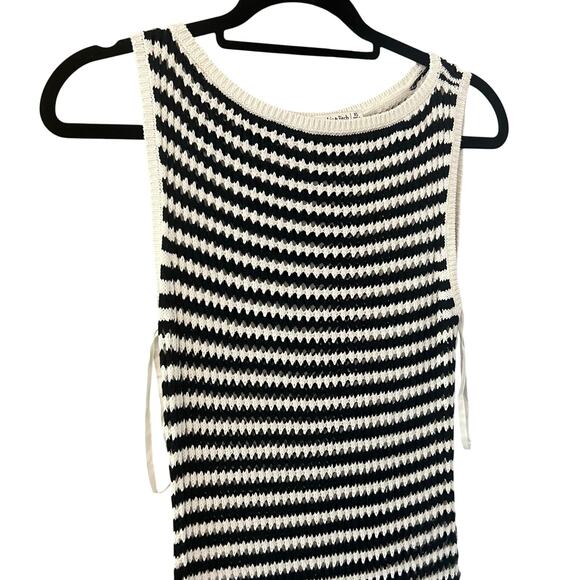 Abercrombie & Fitch Crochet Maxi Dress - Picture 2 of 5